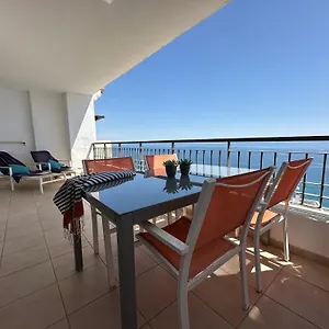 https://apt-apartamento-en-frente-del-mar.1costadelsol.com